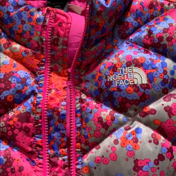 EUC The North Face Aconcagua 550 Down jacket - Picture 2 of 11